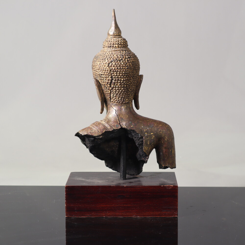 17th C. Bronze buste thailand buddha