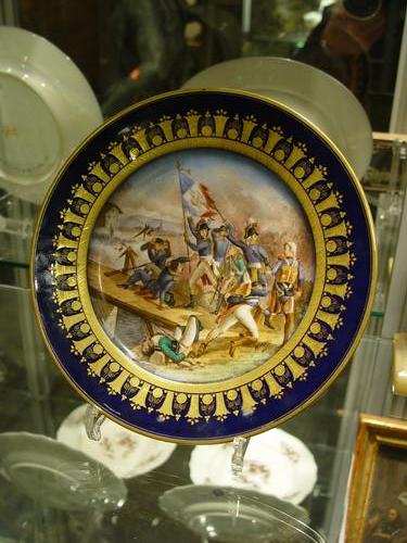 assiette en porcelaine